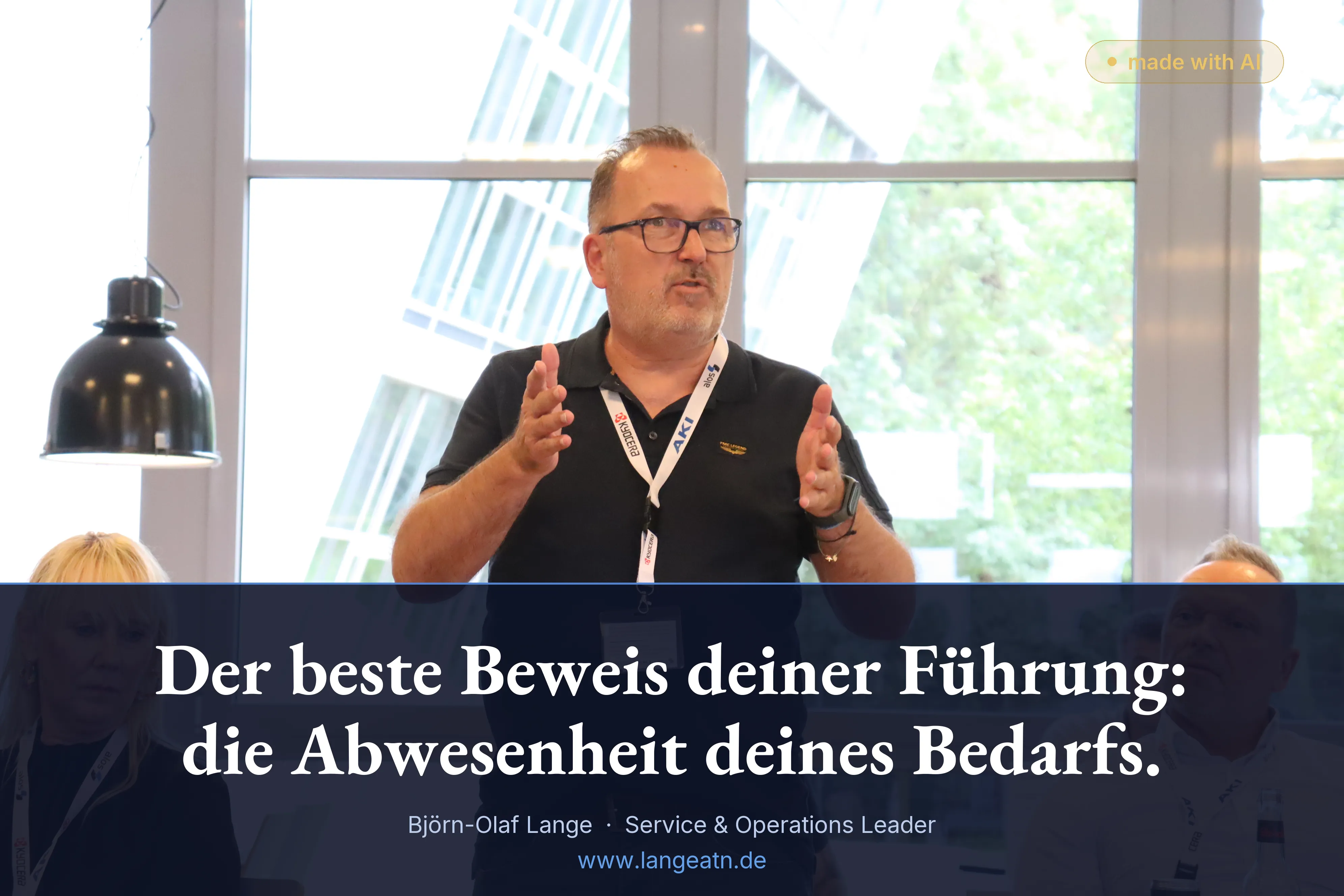 Abstrakter Hintergrund mit dem Thema Führung, Nachfolge und Wachstum im Stil des Caretaker-Gen